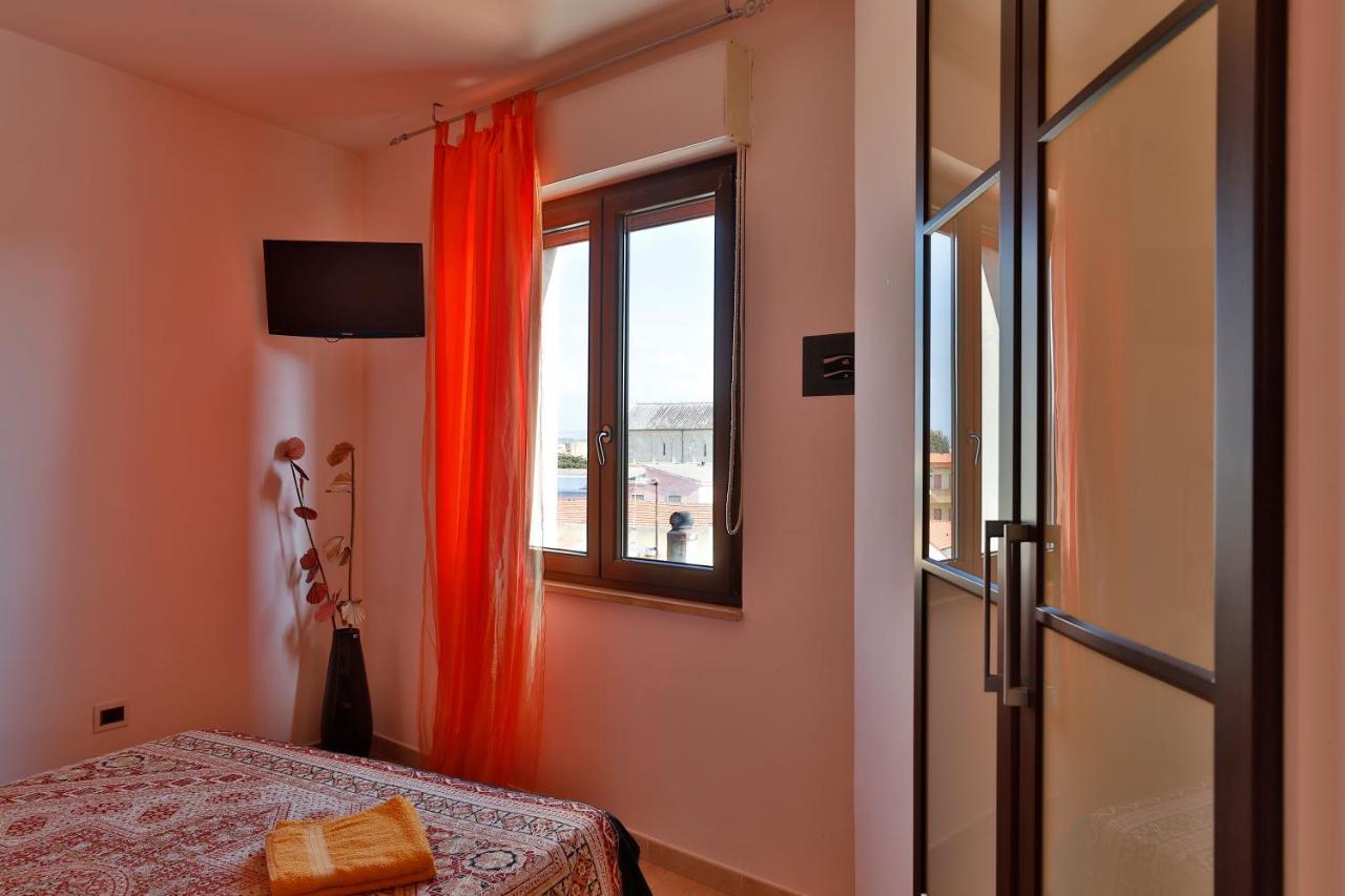 Casa Vacanze Porto Torres Exteriör bild